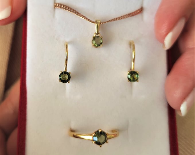Gold plated gilded silver set pendant, ring, earrings with real round Czech meteorite moldavite vltavin, certificate authenticity in stock