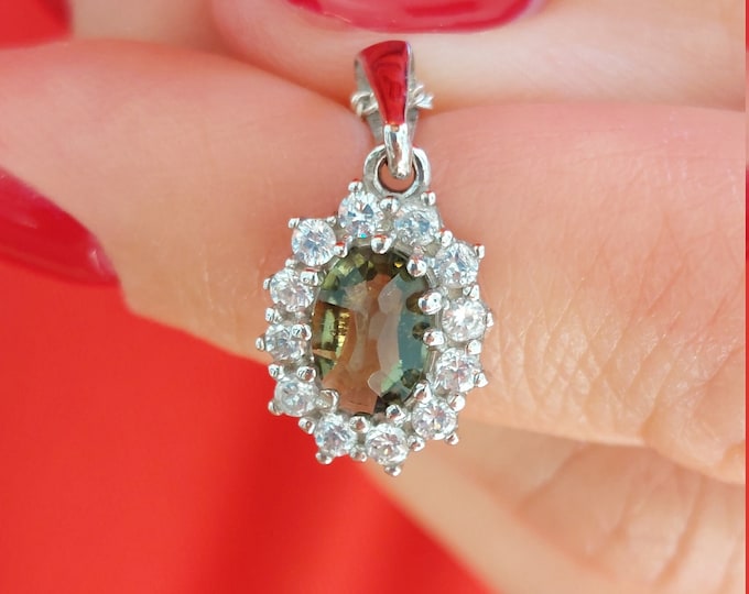 Silver 925 pendant necklace Orchid with natural faceted oval Czech meteorite moldavite - vltavin sterling Ag 925+Rh certificate authenticity