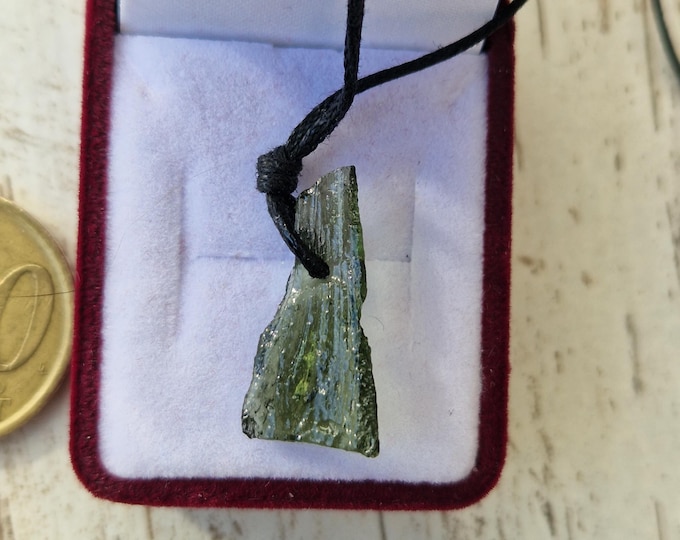 Pendant with Czech uncut moldavit, vltavin with leather/ genuine natural tektite / big Piece Raw Moldavite, certificated, handmade jewelry