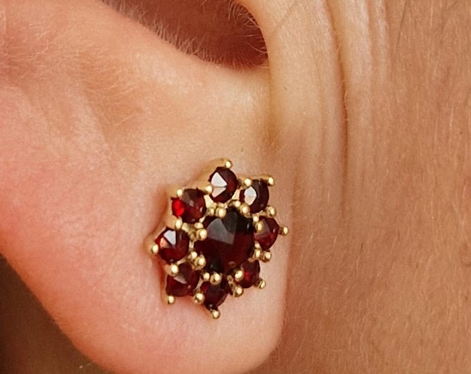 Gold Plated Garnet Stud Earrings, Czech Bohemian Pyrope Cluster Studs, 925 Sterling Silver, Vintage Style Red Gemstone Earrings, Gift Her