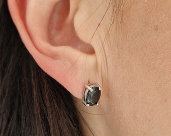 Silver sapphire stud screws earrings Oval deep dark blue natural gemstone sapphire in sterling silver 925/1000