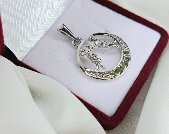 Gemini Zodiac moldavite silver pendant, Real Czech meteorite moldavite, cosmic powerful stone, Horoscope Astrology Sign Medallion Pendant