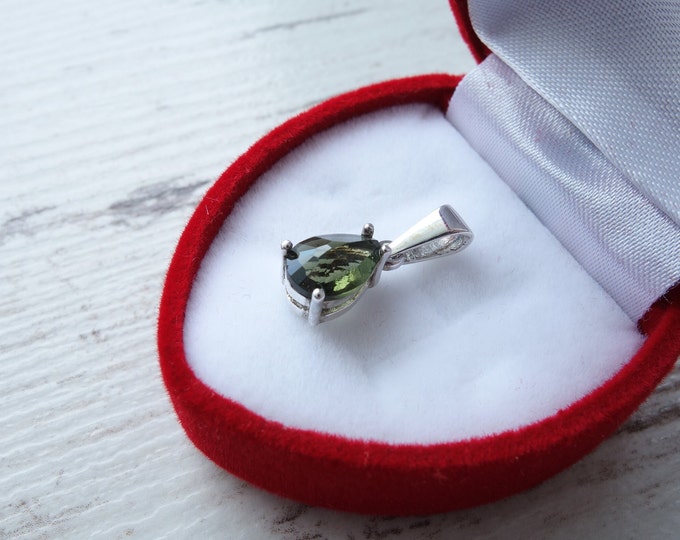 15 Pendants natural certificated pear real vltavin moldavite Czech meteorite in 925 Sterling Silver 22 K, 15 items!!!