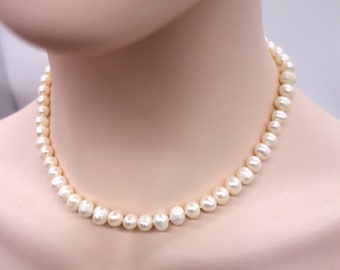 Women's freshwater natural black and white pearl necklace Yellow Swarovski pearl dainty necklet