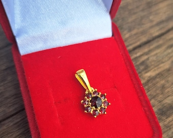 Silver garnet January birthstone pendant necklace with natural round red Czech garnet pyrope certificate authenticity, sterling 925 Ag 22K