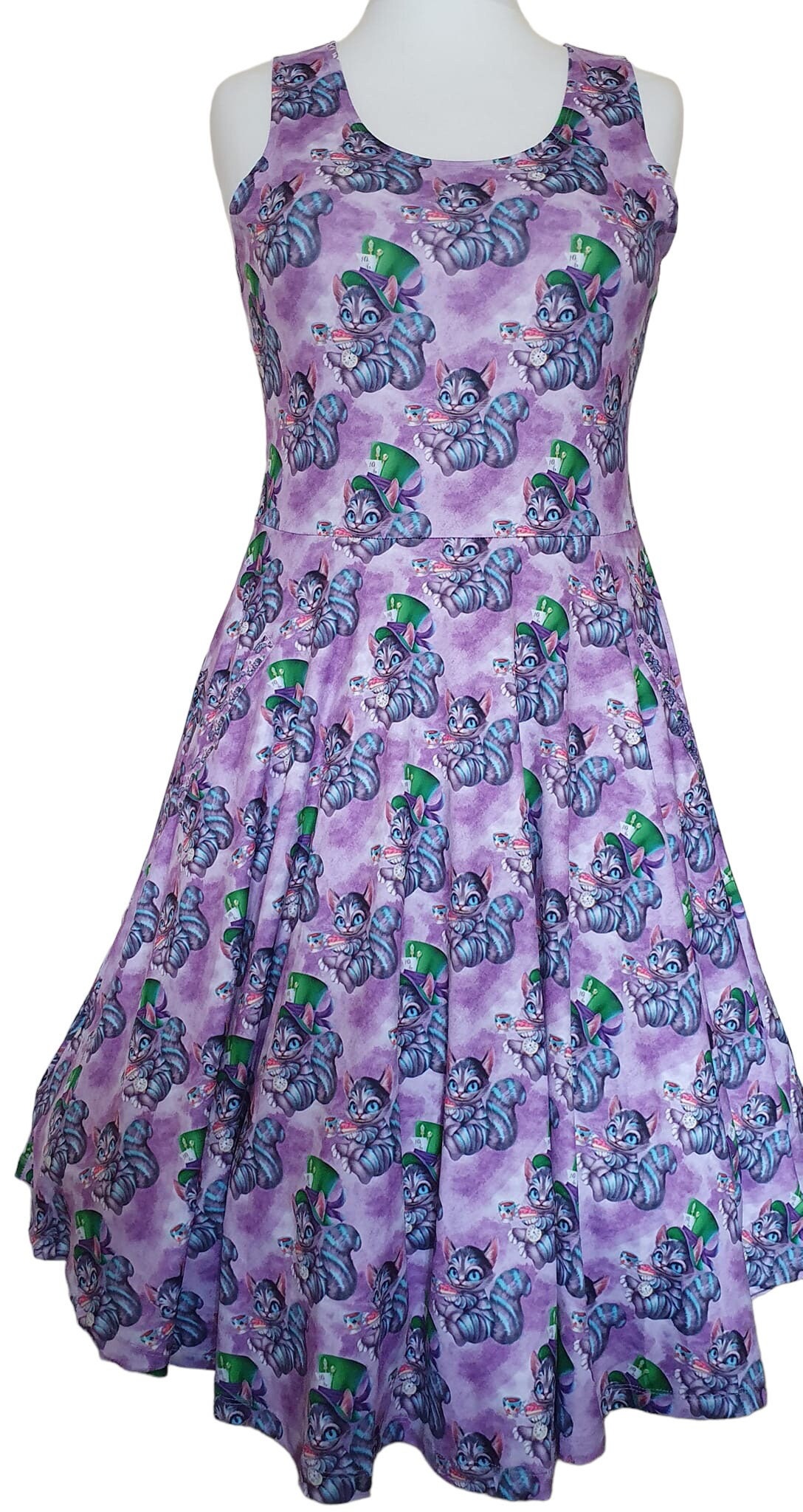 cheshire cat skater dress Cheshire Cat Fit Flare Skater Dress Disney Alice in Wonderland JUNIORS S-M NWT