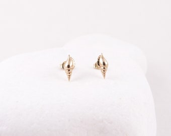 Solid Gold Seashell Earrings, Perfect Studs for Summer Style, Beach Look, Shell Studs, Vacation Studs, Sea Lover Gift, 14K,Back to School