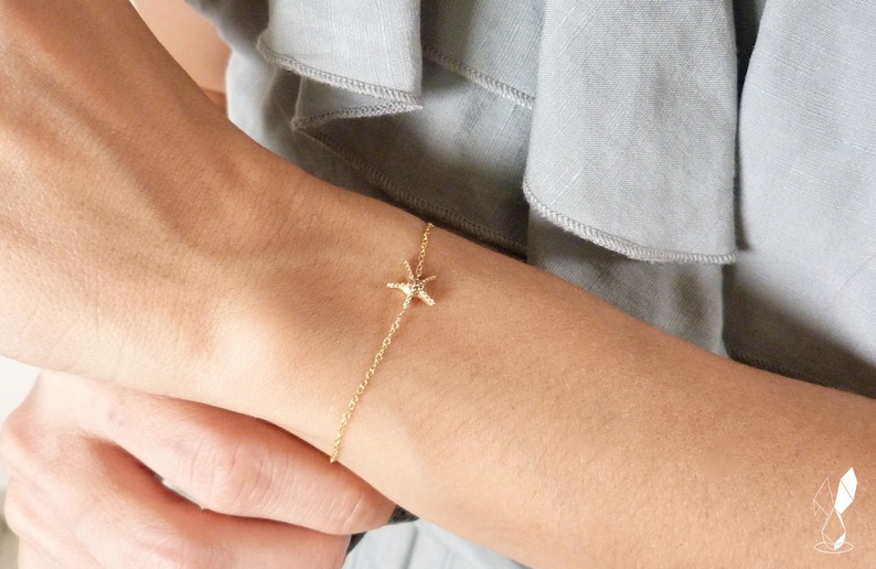 Stylish Starfish Bracelet Minimalist Gift Gift For Sister Sea Lovers Gold Starfish Mama Style Beach Style Summer Memories