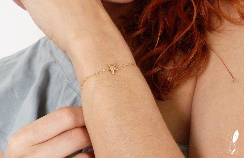 Stylish Starfish Bracelet Minimalist Gift Gift For Sister Sea Lovers Gold Starfish Mama Style Beach Style Summer Memories