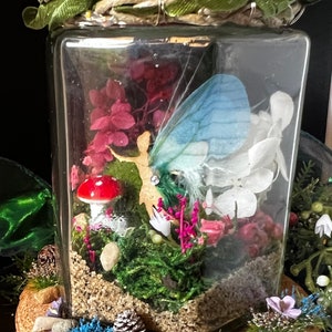 Fairy Jar - magical fairy garden scene with lights