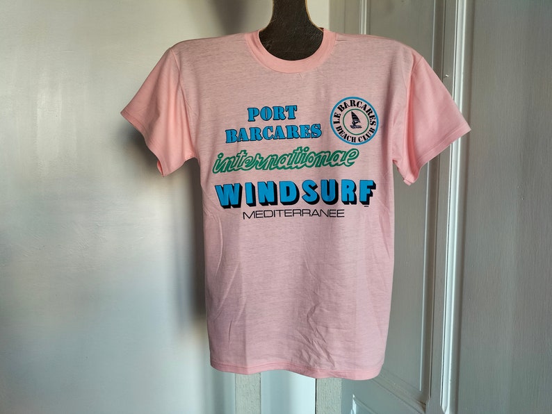 90's Vintage UNUSED unisex Tee-Shirt 7 colors available WINDSURF Méditerranée printed and relief patterns, made in FRANCE, boating T-shirt Rose / Pink