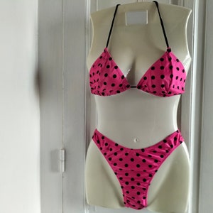 Maillot de bain femme Deux Pièces vintage années 90 neuf - rose fluo et noir, bikini à pois, 2 pièces triangle, fabriqué en France