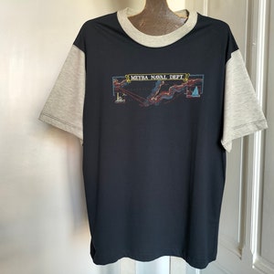 Großes T-Shirt von hoher Qualität im Vintage-Stil der 90er Jahre, NEU – kurze Ärmel, Marineblau und Grau, Muster, hergestellt in SPANIEN, Meyba-Naval
