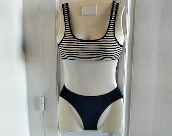 Traje de baño de dos piezas estilo vintage de los años 90 para niña, completamente nuevo con etiquetas: top de rayas azules y blancas, algodón, elastano, Hecho en Francia.