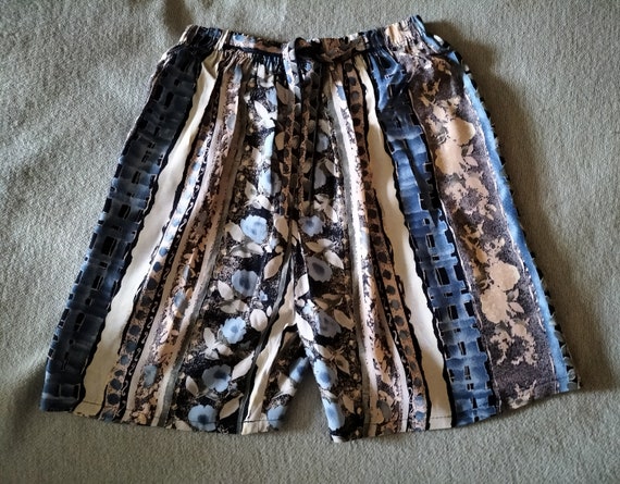 UNUSED 90's women's long shorts - deadstock vntag… - image 2