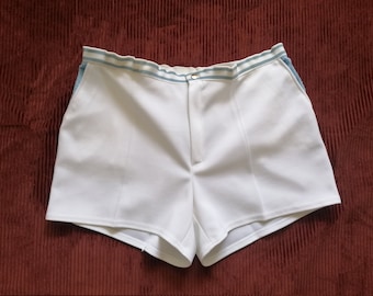 UNUSED vintage men's white tennis shorts, 90's fashion, 2 side navy-blue or blue sky pockets, polyester, Made in FRANCE