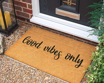 Good Vibes Only Doormat: Personalized Coconut Welcome Mat