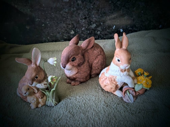 ゲーベル イースターバニーフィギュア：限定版 - Etsy 日本