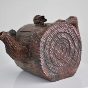 Chinese Klei Theepot - Yixing Zisha - Log met kikker ontwerp
