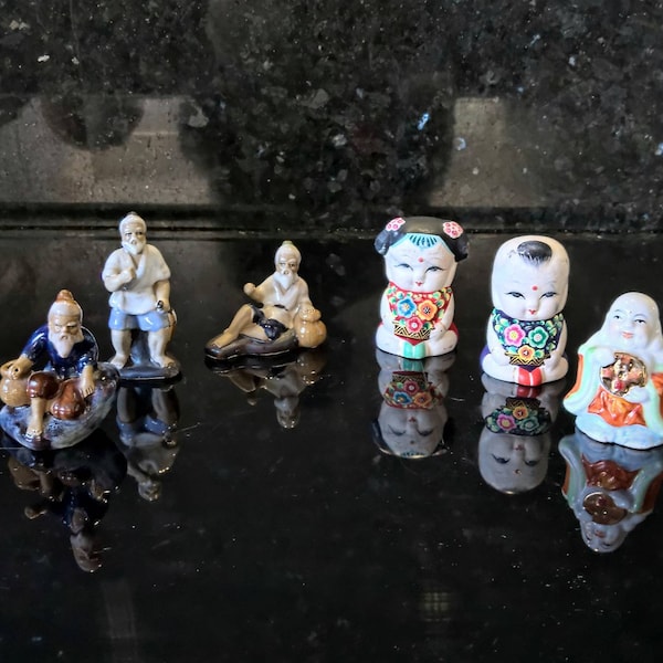 Lot de 6 petites figurines chinoises.