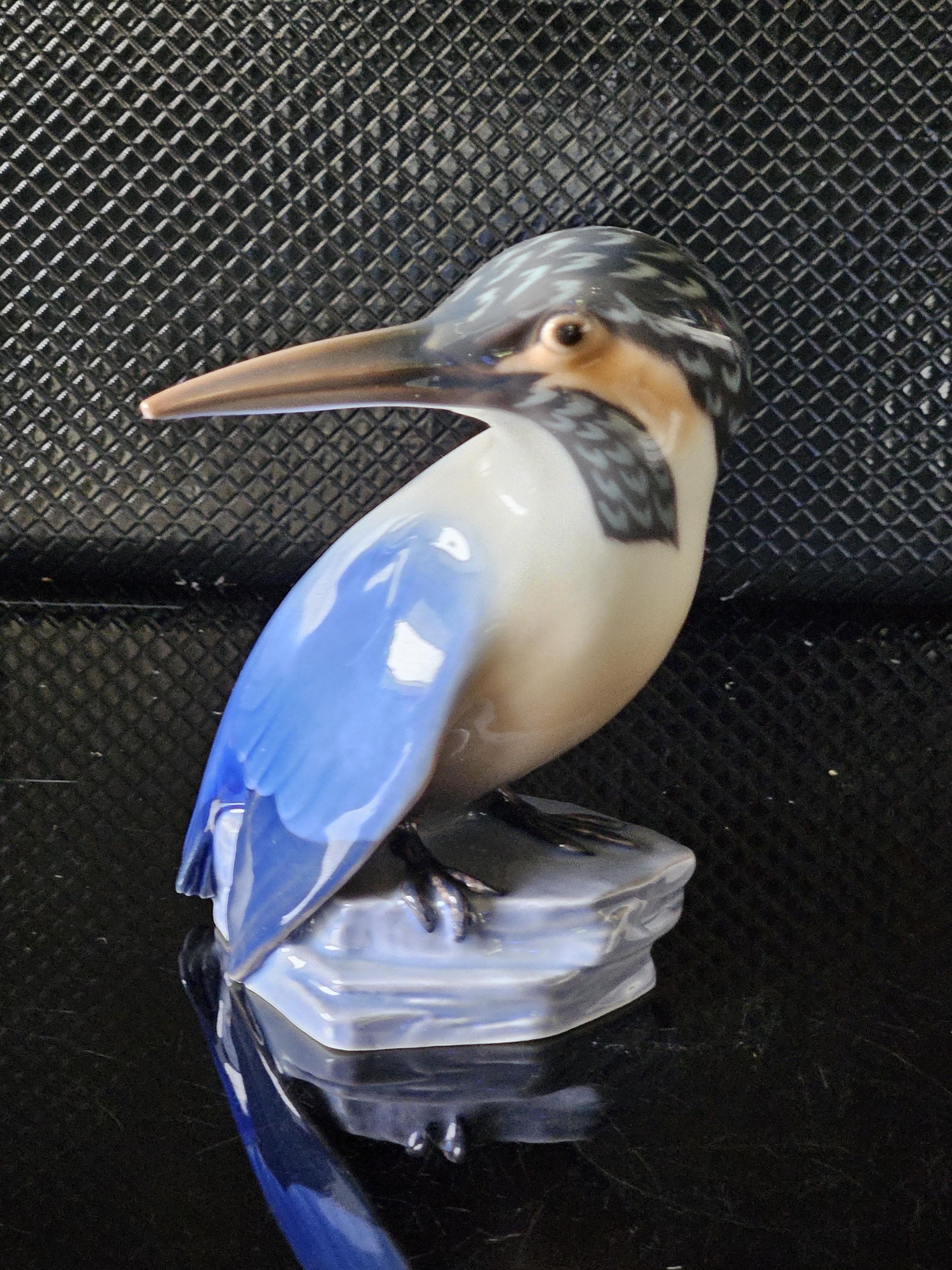 ロイヤルコペンハーゲン 置物 カワセミ ビング＆グロンダール ロイヤルコペンハーゲン 磁器製 カワセミの置物