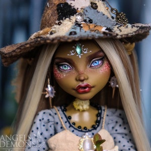 SOLD! OOAK Green Witch Topaz Repaint Monster high doll