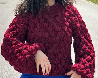Maglione boho spesso lavorato a mano: pullover con punto a bolle e maniche a palloncino