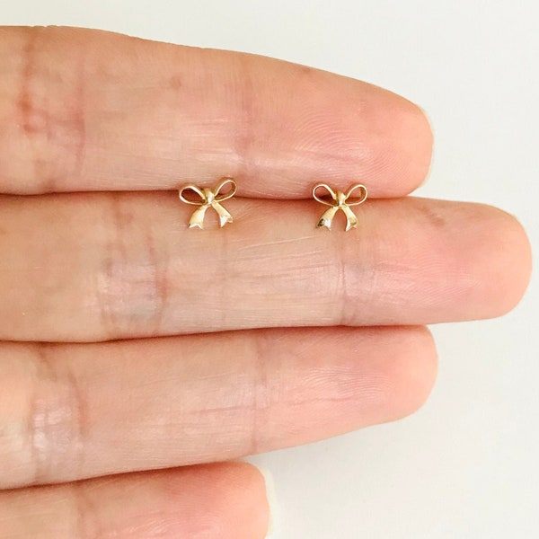 14K Solid Gold 6mm x 5mm Dainty Bow Tie Ribbon Post Earrings, Dainty 14k Gold Bow Tie Earrings,Gold Stud Screw Back,Gold Bow Tie Stud- GK598