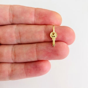 Dainty 14K Solid Gold Key, 17mm x 6mm Small Key Charm Pendant, Dainty, Tiny 14K Gold Key Pendant, Minimalist Real Gold Key- PT465