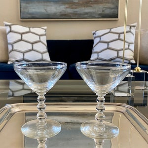 1950&#39;s vintage coupes - the perfect glass for cocktails or champagne (set of 2).
