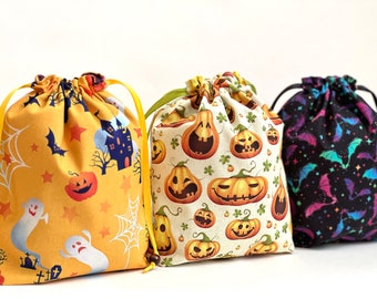 Small Halloween gift bag, trick or treat pouch, Halloween candy pouch