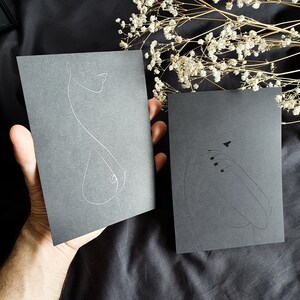 Minimalistische Illustrationen, Erstausgabe, ROMANE, IRIS, Karte 13x18 cm, Schwarze Zeichnung, Schwarz auf Schwarz, Erotische Dekoration, BDSM-Kunst