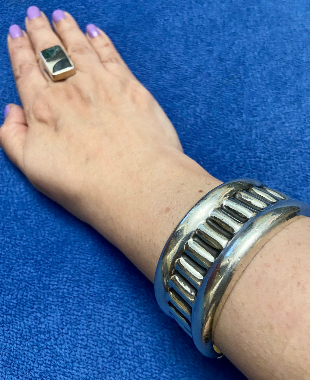 70-grams-heavy-modernist-925-clamper-bracelet-wide-width-sterling