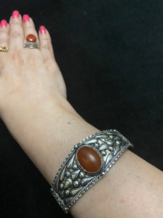 Sterling Silver Repousse and Carnelian Stone Brac… - image 2