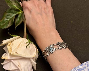 Vintage Sterling Silver Scroll Flower Bow Design Link Bracelet, Vintage Silver 925 Flower Repousse Link Bracelet