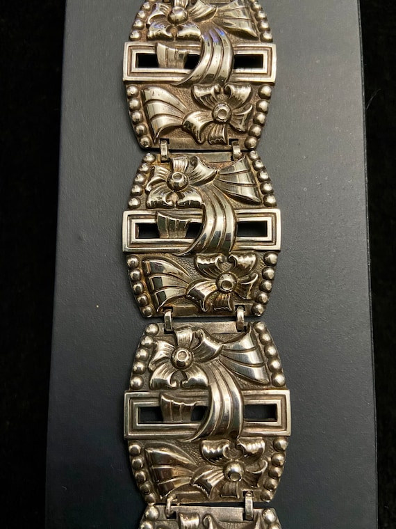 Antique Sterling Silver Repousse Link Bracelet, He