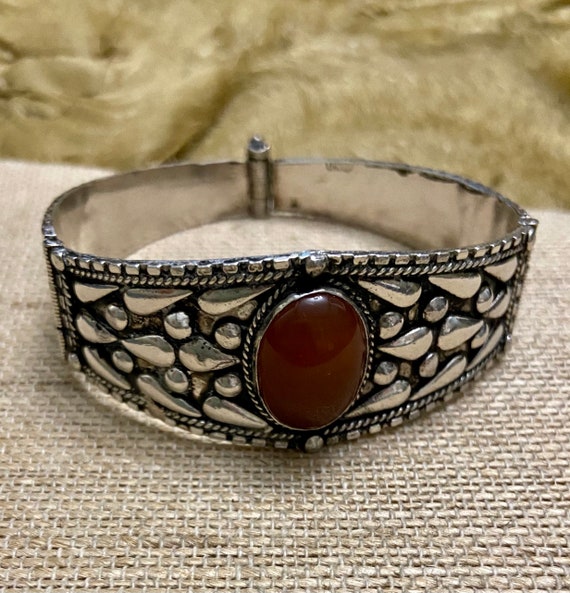 Sterling Silver Repousse and Carnelian Stone Brac… - image 4