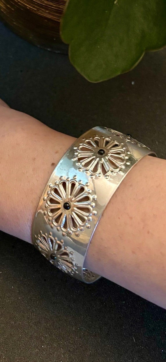 Mexico Silver Embossed Flower Cut Out Bracelet, Vi