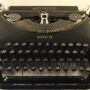 Remington Rem-ette Vintage 1940 Working Manual Portable Typewriter Excellent Condition Black Beautiful Minimalist Writers Creative Companion