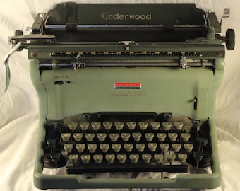 Underwood Standard Typewriter made in America, Vintage Black
