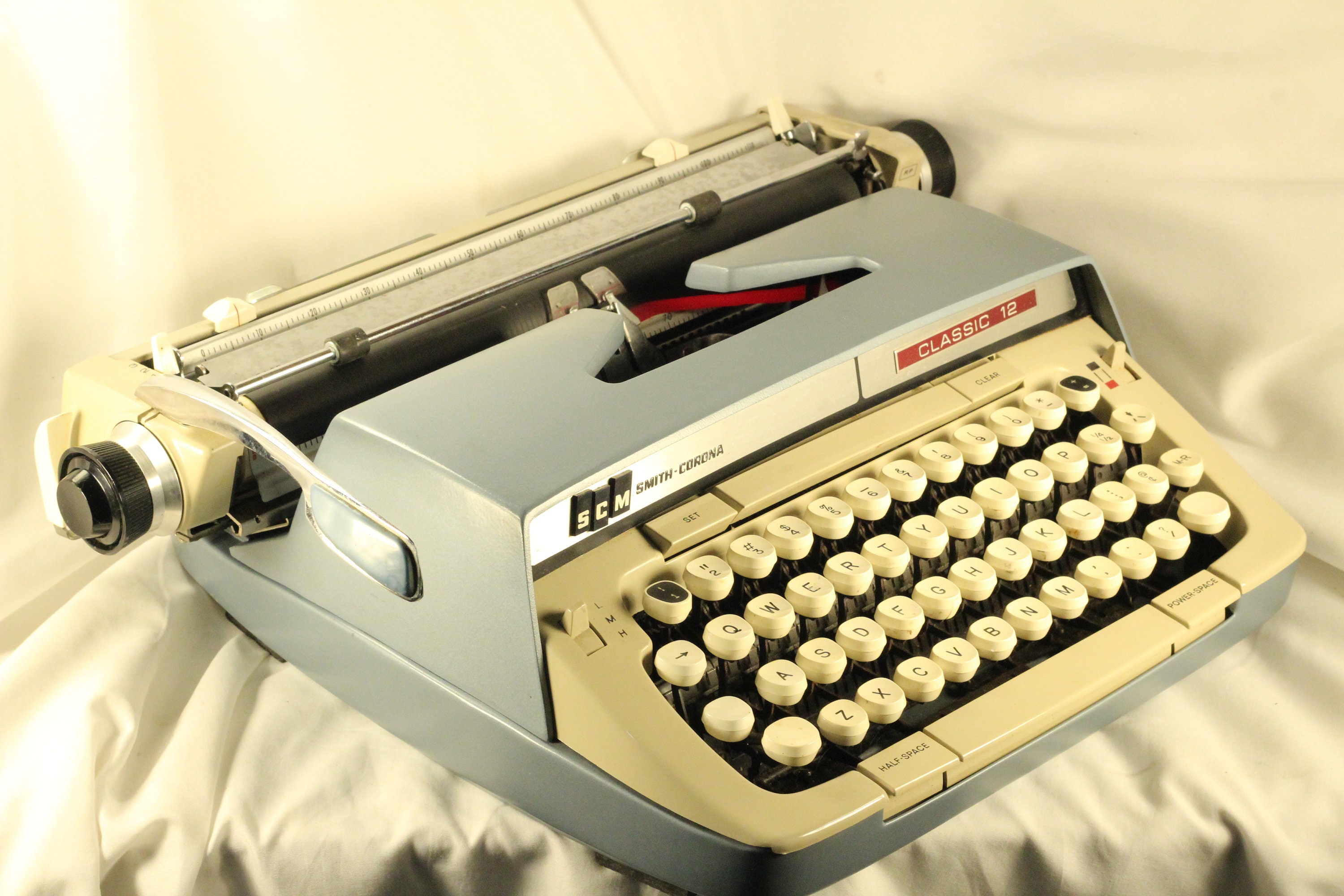 アンティーク雑貨 SMITH-CORONA CLASSIC 12 Typewriter Amazon.com : Smith Corona - Classic 12 Typewriter