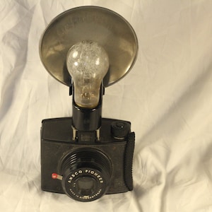 Ansco Junior Press Photographer Outfit Camera Film Flash Bulbs In Original Carrying Case Medium Format Working Film Camera