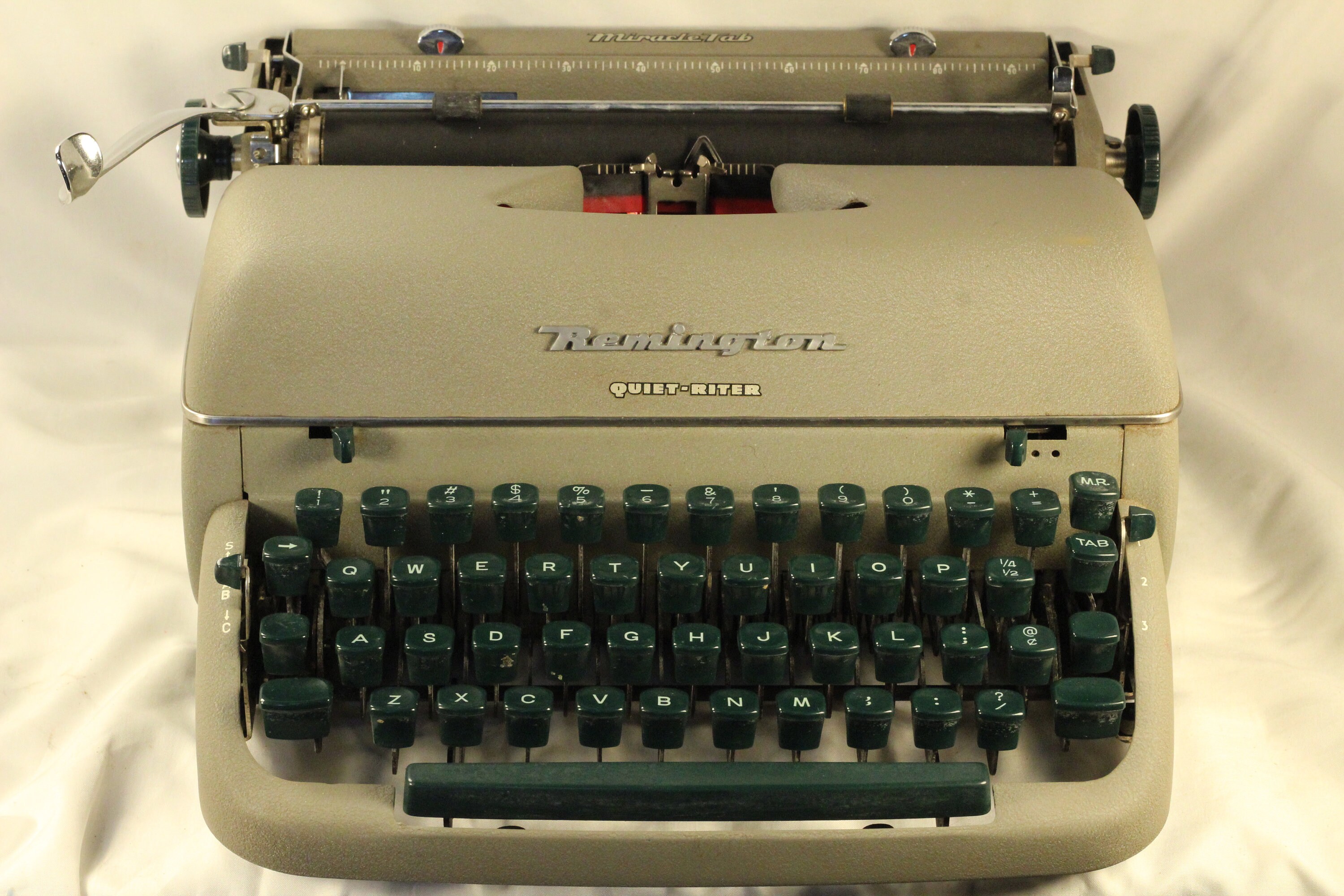 Remington Quiet Riter Vintage 1957 Working Manual Portable Remington Quiet Riter Vintage 1957 Working Manual Portable