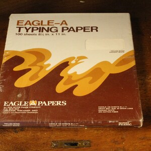 Vintage Schreibmaschinenpapier Eaton oder Adler Ein schweres Gewicht 20 # Versiegeltes Paket 25% Baumwolle 80 oder 100 Blatt Elegantes Wasserzeichen 8,5x11