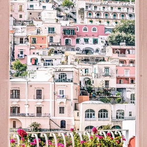 Scarica Positano attraverso una finestra Stampa digitale/ Stampa d'arte/ le sirenuse Stampa digitale/Italia / Storie di Instagram/ Evidenziazione di Instagram/