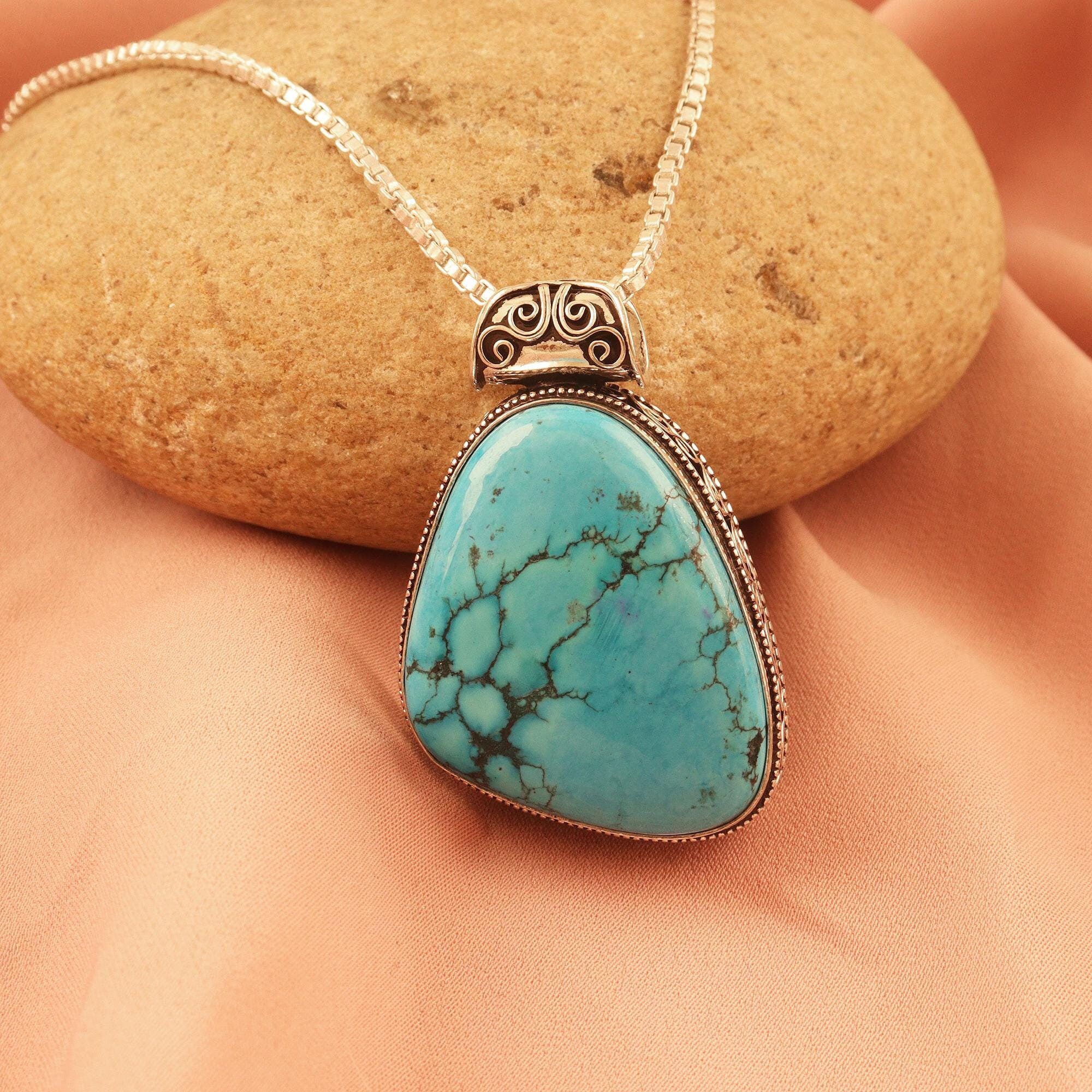 天然ターコイズペンダントネックレス：ドイツシルバーメッキボックス