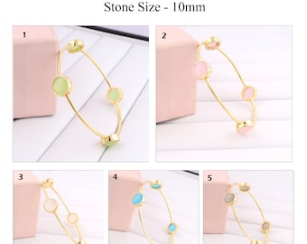 Brazalete de calcedonia: Pulsera de latón bañada en oro de 24 k, piedra de 10 mm