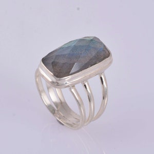Natural Labradorite Ring, 925 sterling silver ring, Gemstone Ring, women Ring, Boho Ring, Handmade Ring, gifts for her, Promise ring, gifts