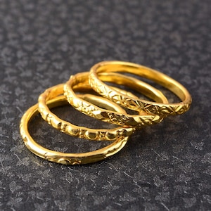 Thin Gold Filled Stacking Ring, Beautiful Hammered Gold Stacking Ring, Dainty Rings, Set of Stacking Ring, Thin Rings