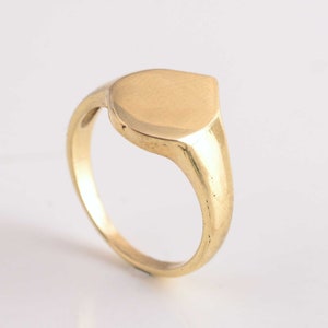 Gold Signet Ring, Gold Signet Ring, Bold Statement Ring, Unisex Signet Ring, Gold promise Ring, chunky Ring, Brass Ring